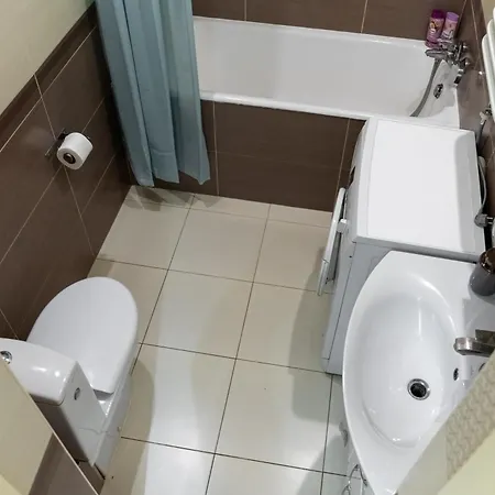 Apartment On Virmenska, One Bedroom إلفيف المظهر الخارجي الصورة